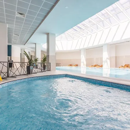 Stellarlux Apartment, 35th Floor