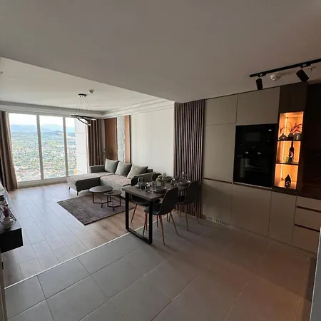 Stellarlux Apartment, 35th Floor Apartment *