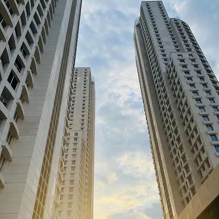 Stellarlux Apartment, 35th Floor Апартаменты *