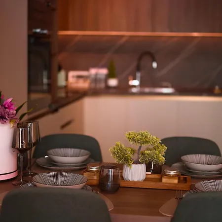 شقة Stellarlux Apartment, 35th Floor