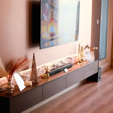 Stellarlux Apartment, 35th Floor