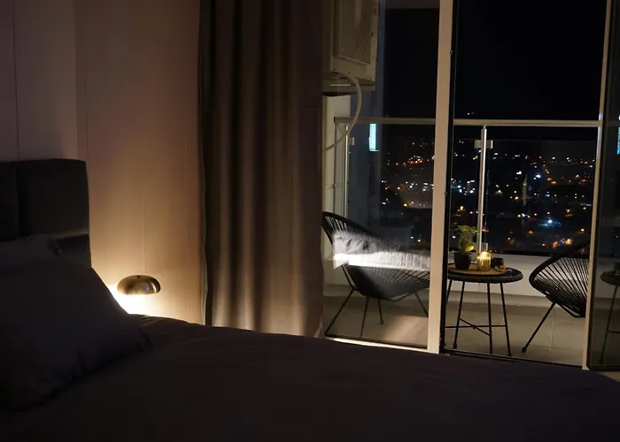 شقة Stellarlux Apartment, 35th Floor *