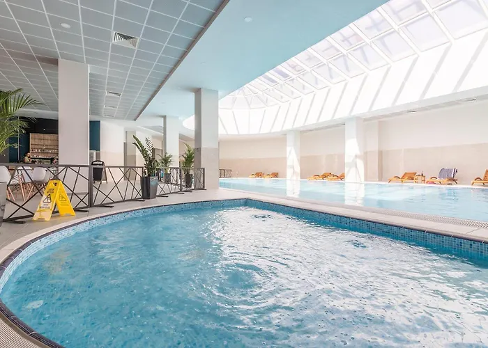 Stellarlux Apartment, 35th Floor